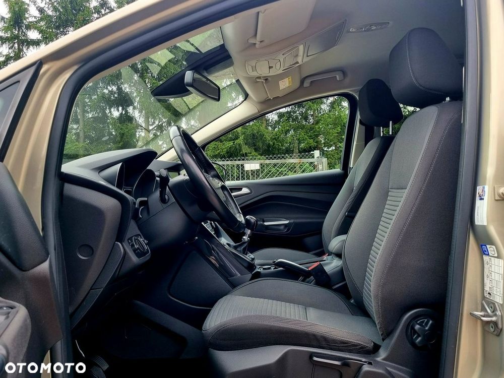 Ford C-MAX - 11