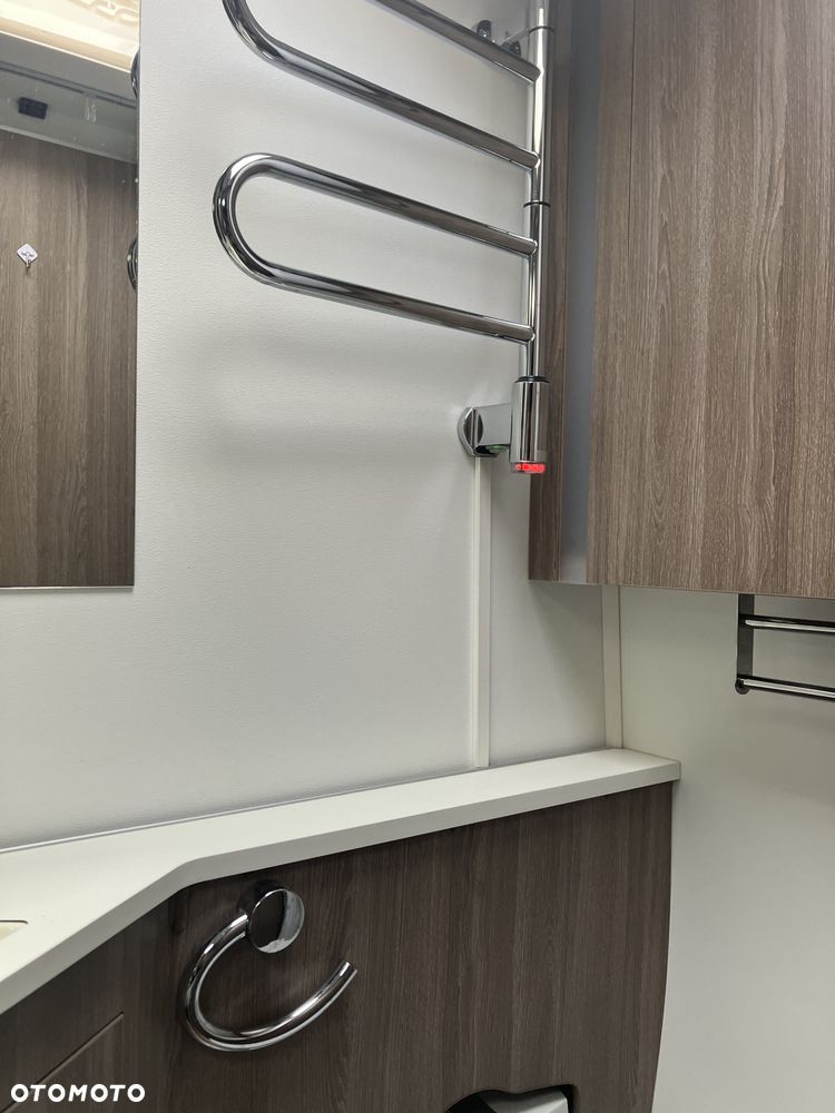 Kabe ROYAL 560 XL KS - 37