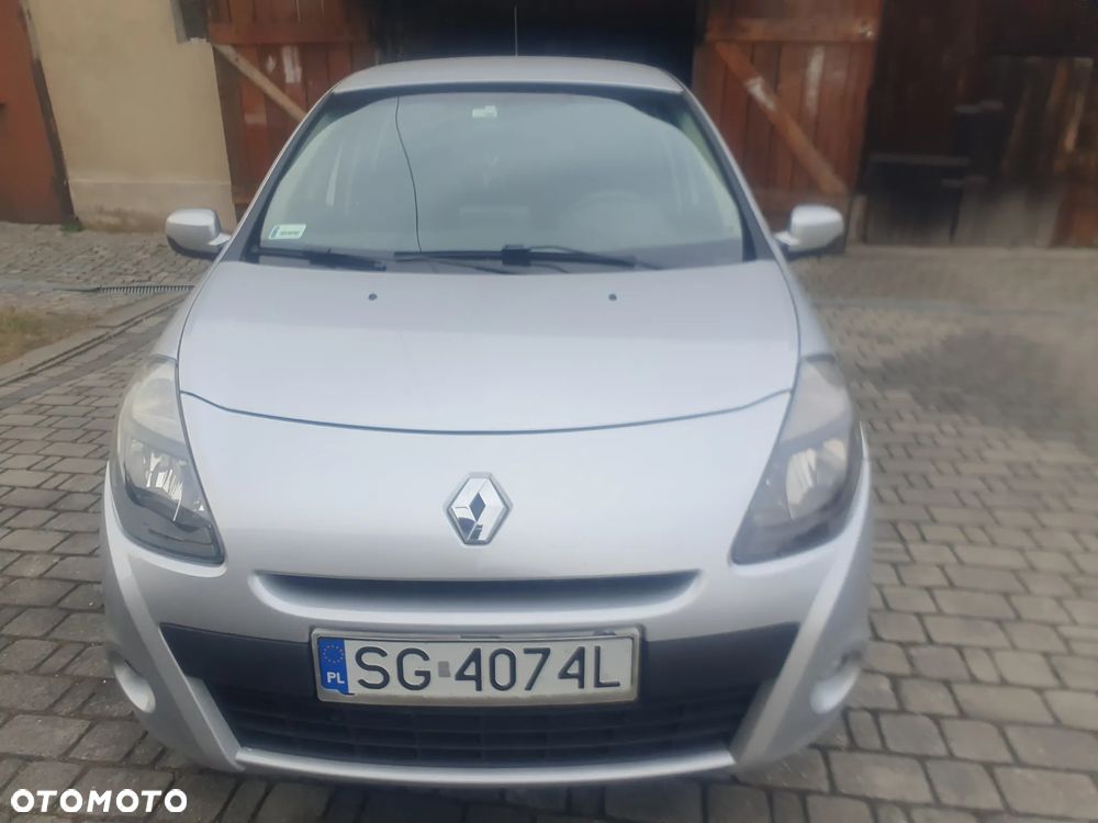 Renault Clio - 1
