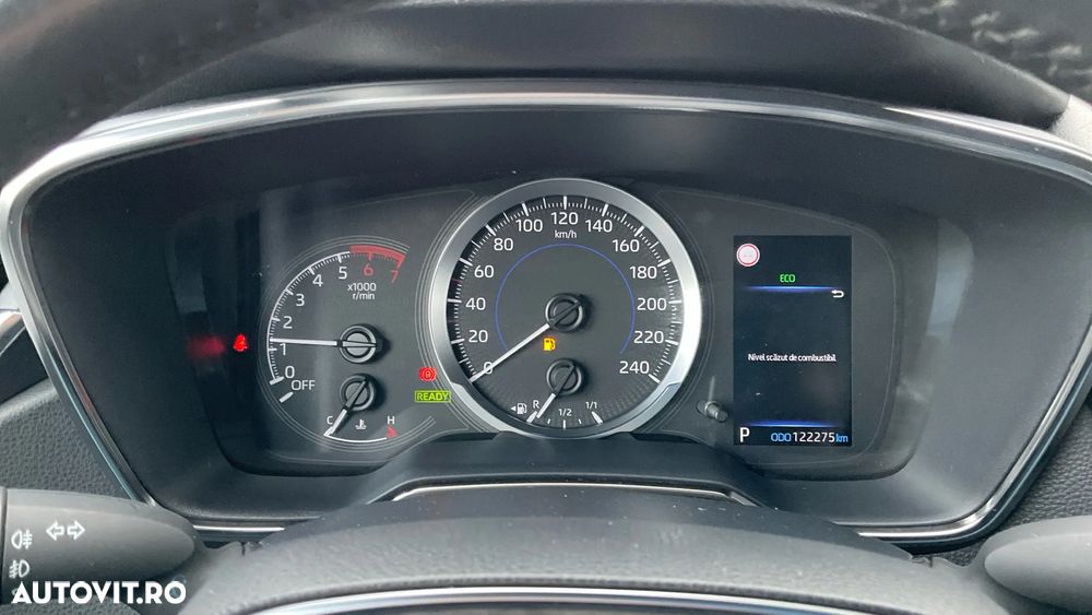 Toyota Corolla 1.8 HSD Business - 20