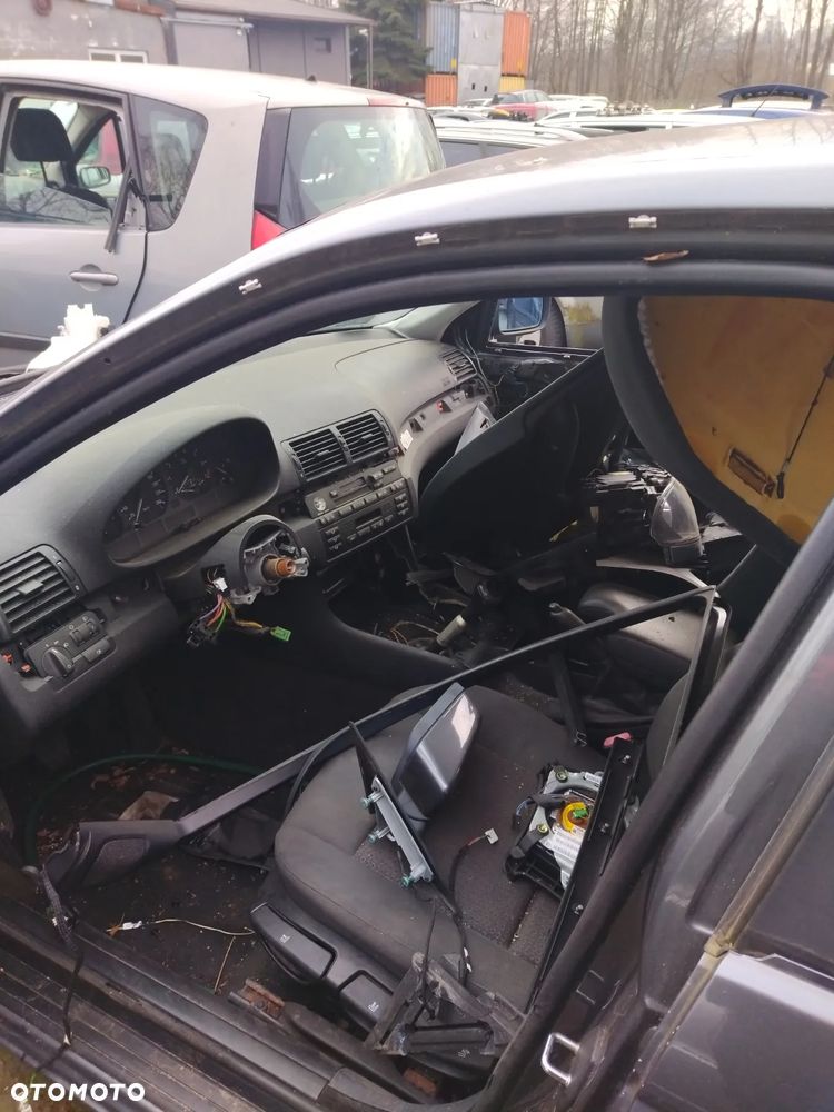 BMW E46 na części - 4