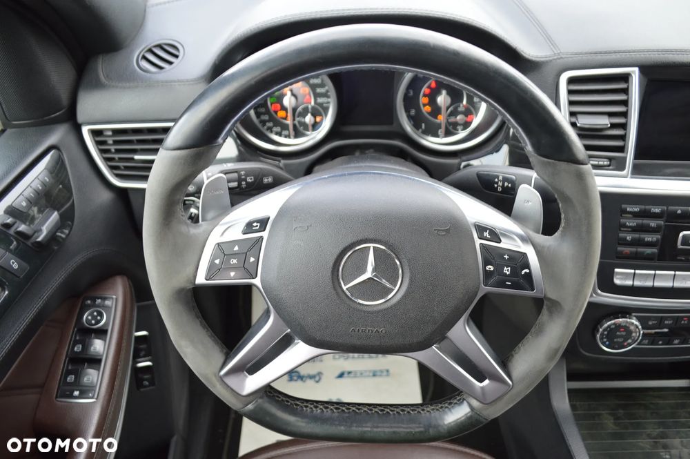 Mercedes-Benz GL 63 AMG - 18