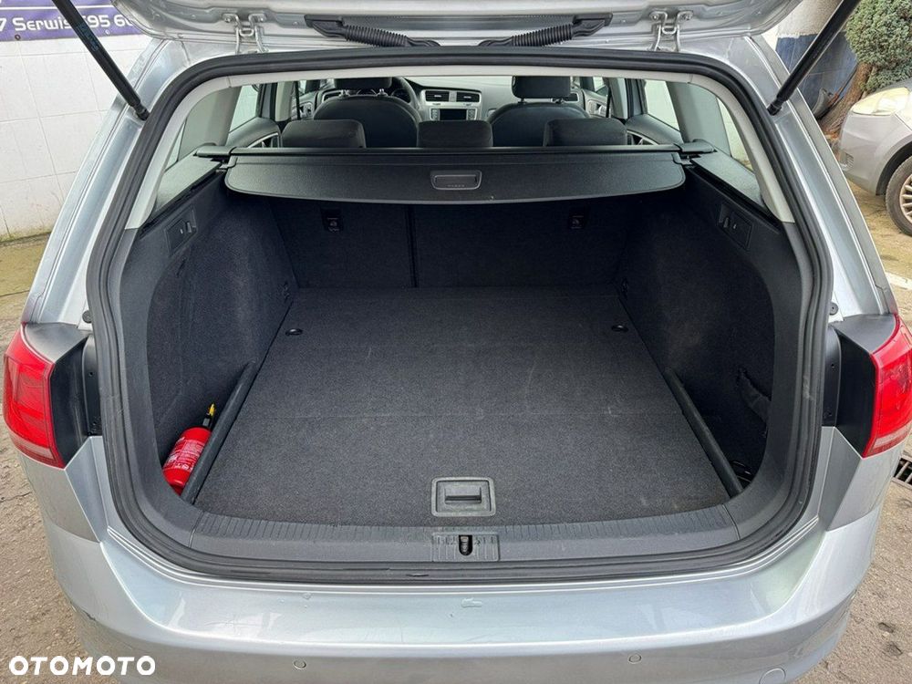 Volkswagen Golf - 19