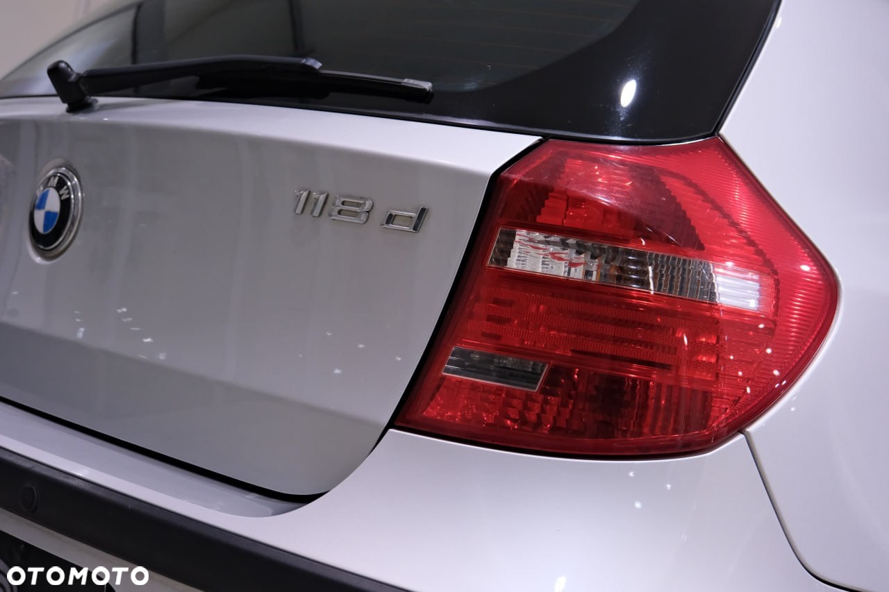 BMW Seria 1 118d - 11