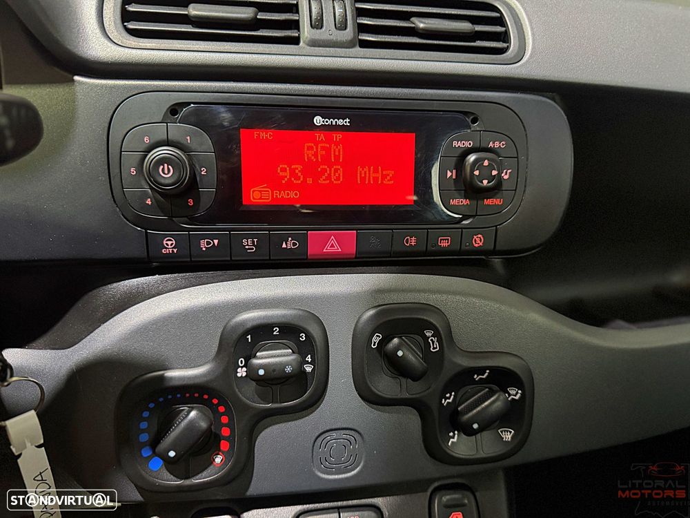 Fiat Panda 1.0 Hybrid City Cross - 27