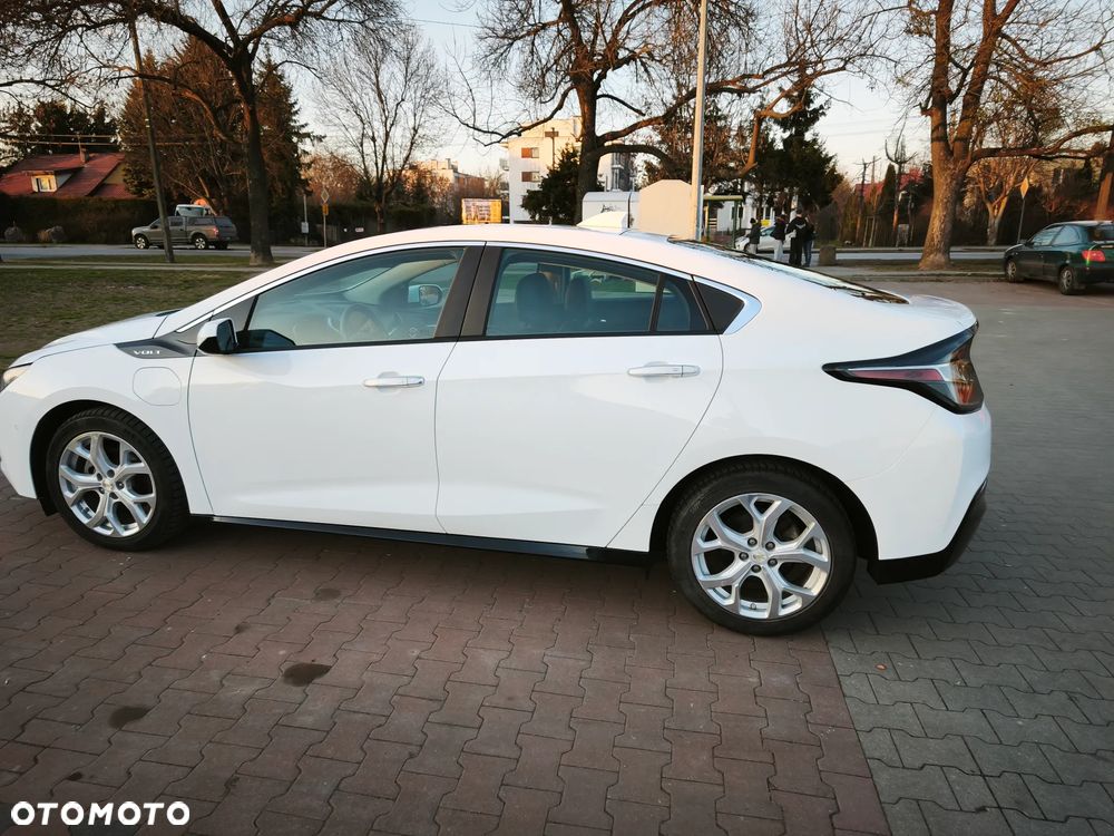 Chevrolet Volt Exclusive - 10