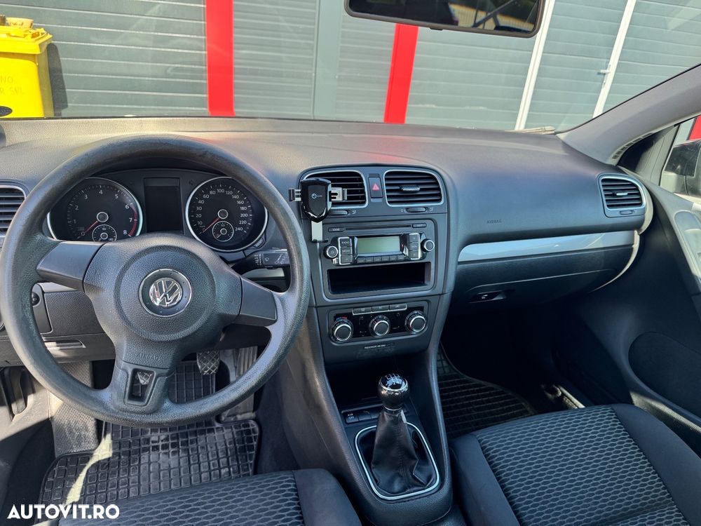 Volkswagen Golf - 13