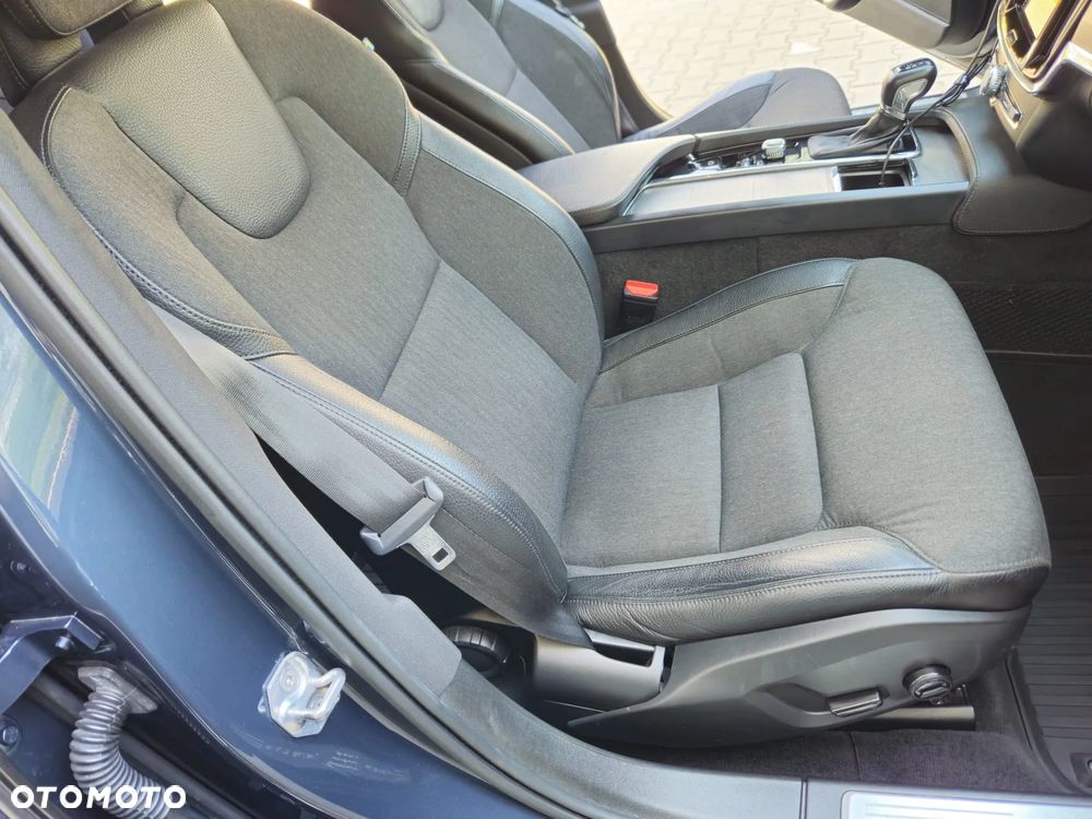 Volvo V90 Cross Country D4 SCR AWD - 14
