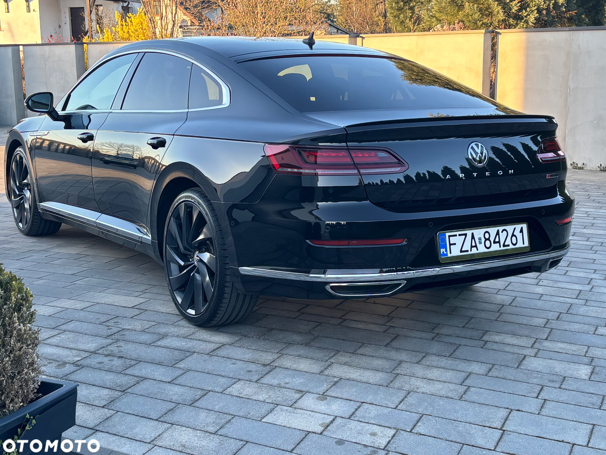 Volkswagen Arteon 2.0 TDI Bi-Turbo SCR 4Mot R-Line Edition DSG - 4
