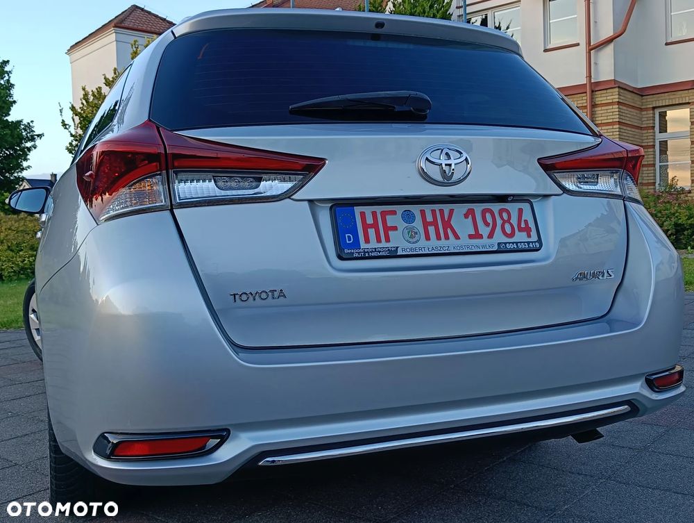 Toyota Auris 1.6 D-4D Executive - 20