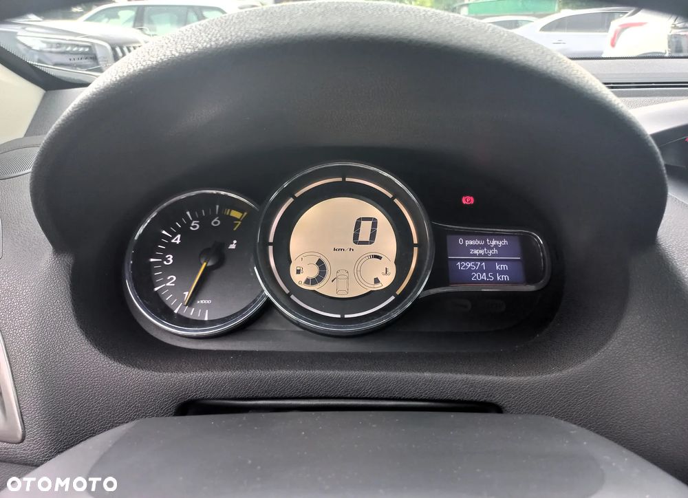 Renault Megane - 10