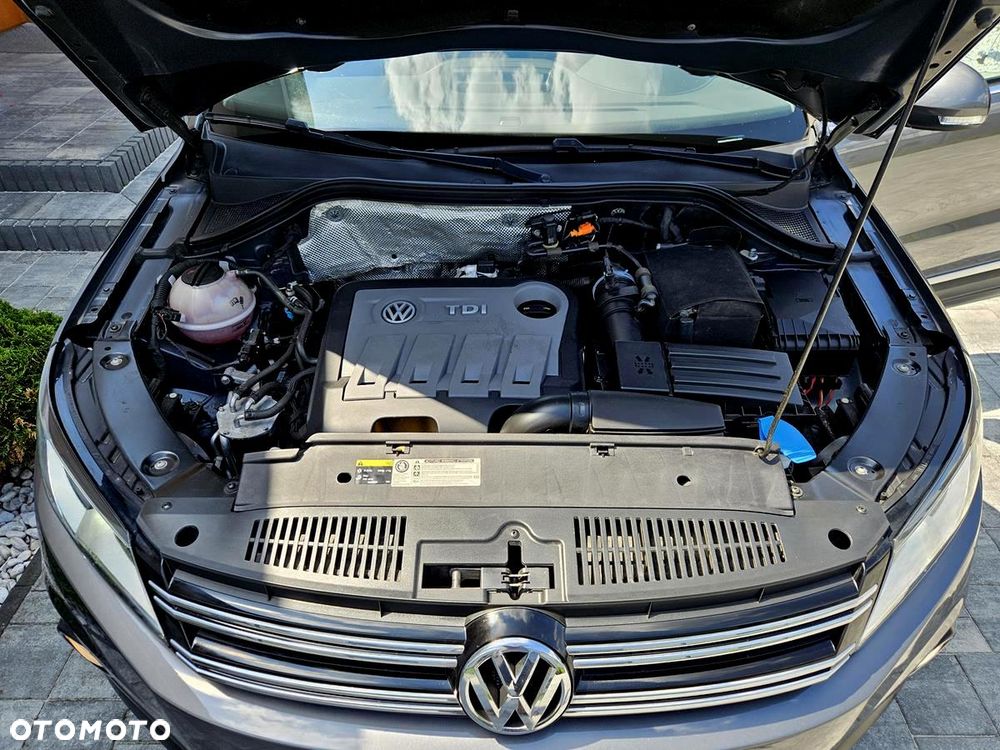 Volkswagen Tiguan 2.0 TDI DPF 4Motion BlueMotion Technology DSG Exclusive - 35