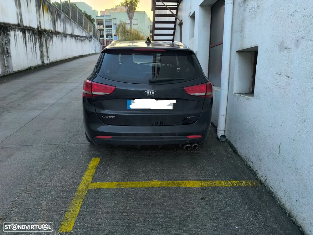 Kia Ceed SW 1.6 CRDi GT Line 7DCT - 11