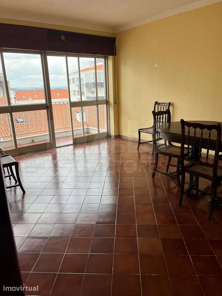 Apartamento T3 no centro das Caldas da Rainha com elevador - Grande imagem: 5/32