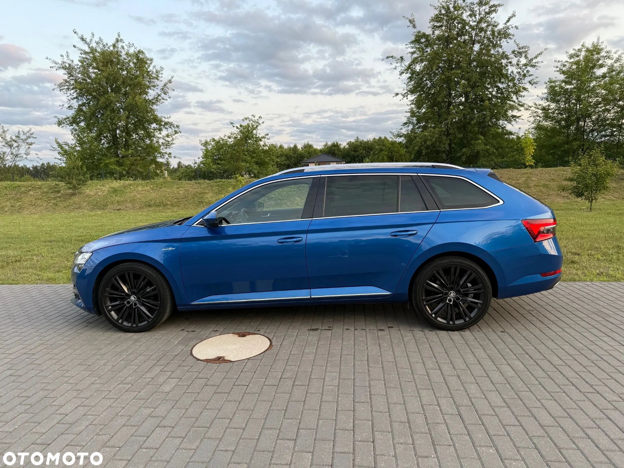 Skoda Superb 2.0 TDI SCR L&K DSG - 1