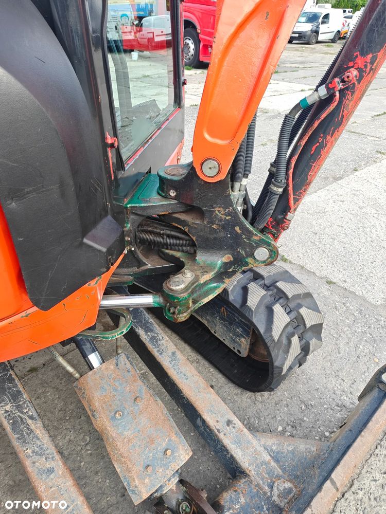 Kubota U27 - 31