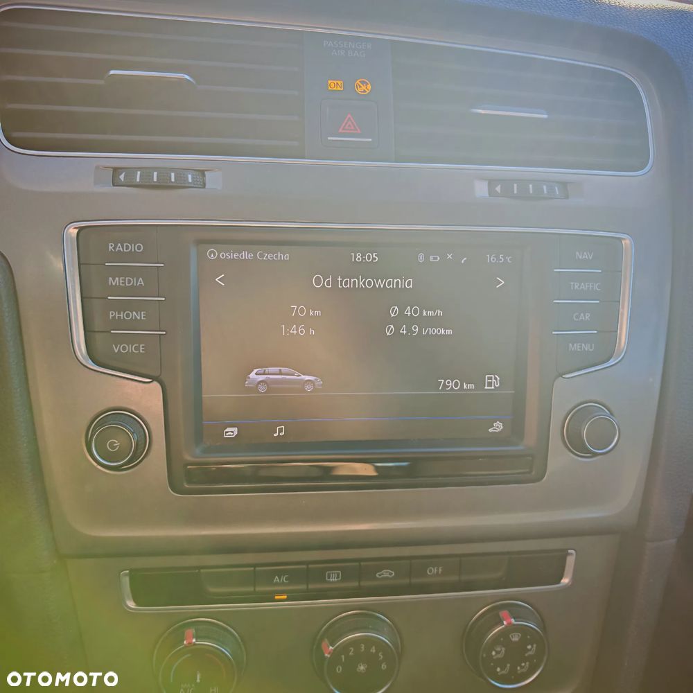 Volkswagen Golf 1.6 TDI BMT Highline - 18