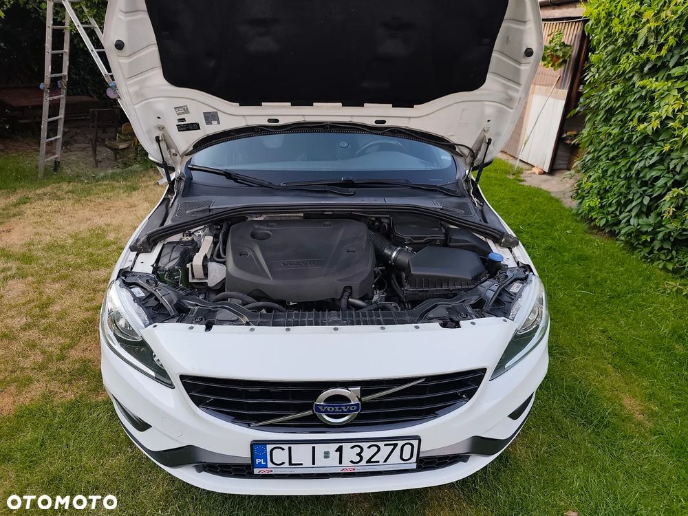 Volvo V60 D3 Drive-E R-Design Momentum - 15