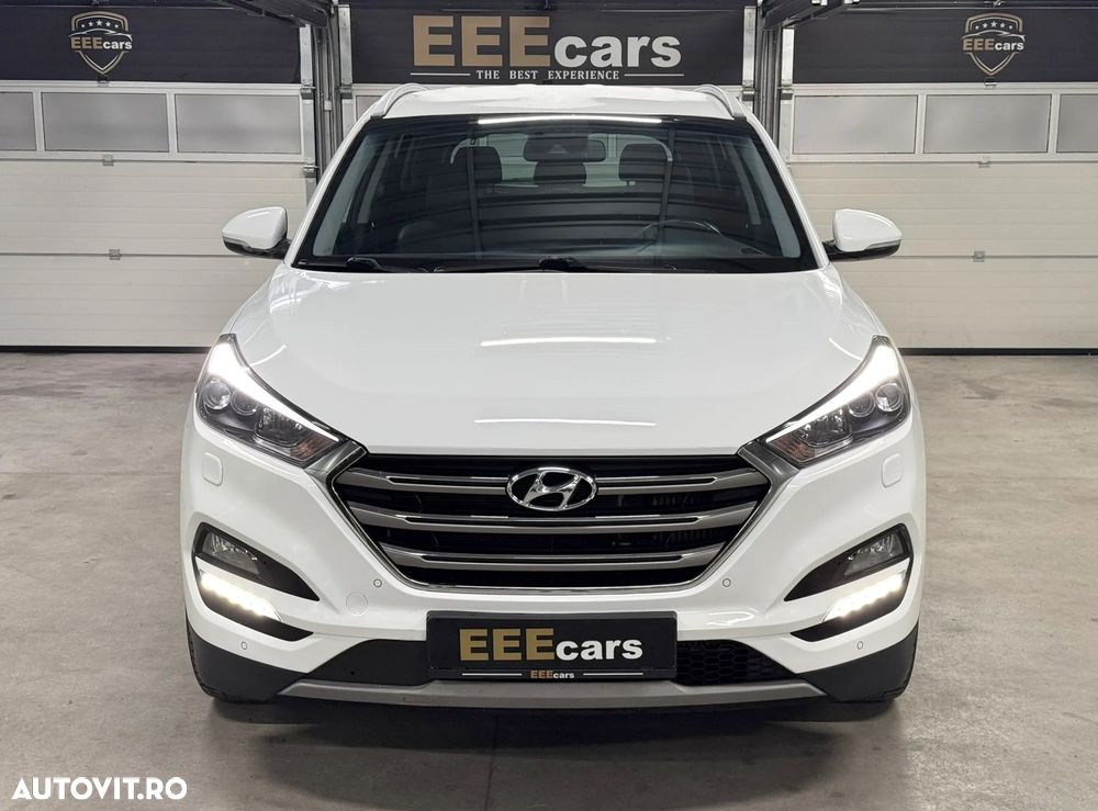 Hyundai Tucson 2.0 CRDI 4WD Automatik Premium - 29