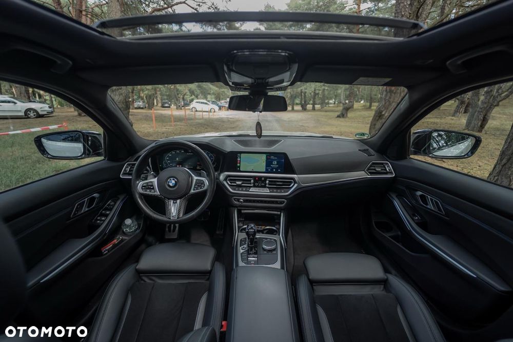 BMW Seria 3 320d xDrive M Sport Shadow sport - 2
