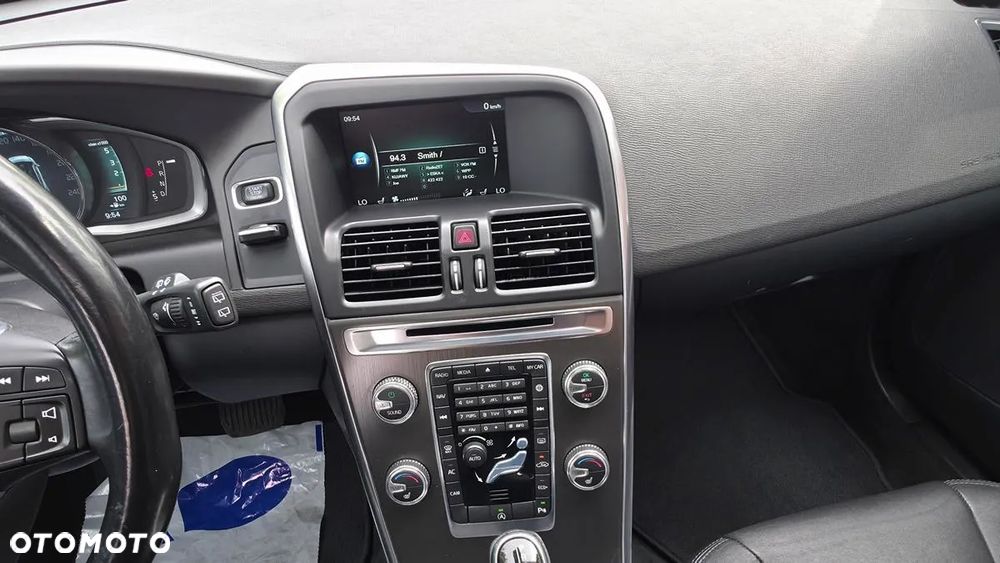 Volvo XC 60 D4 Geartronic Summum - 34