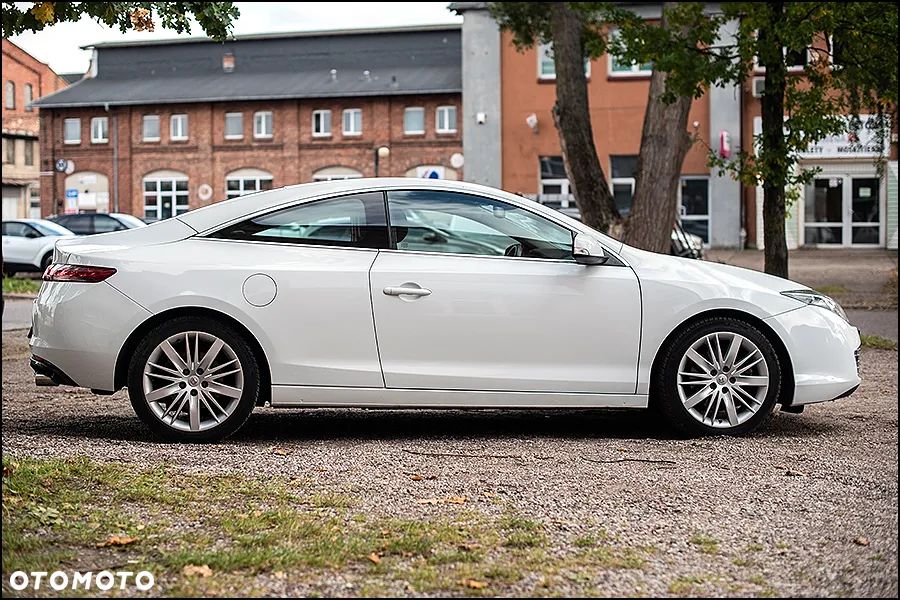 Renault Laguna Coupe 2.0 16V Turbo GT - 9