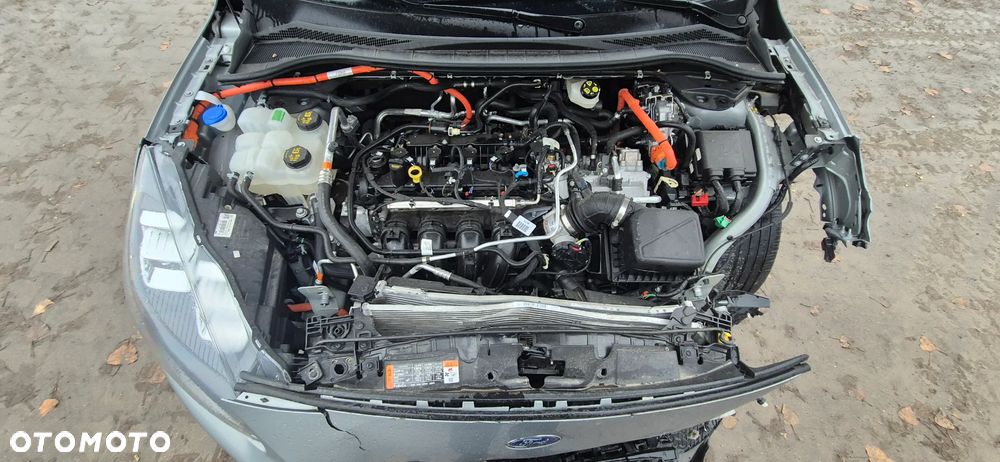 Ford Kuga 2.5 Duratec FHEV ST-LINE - 20