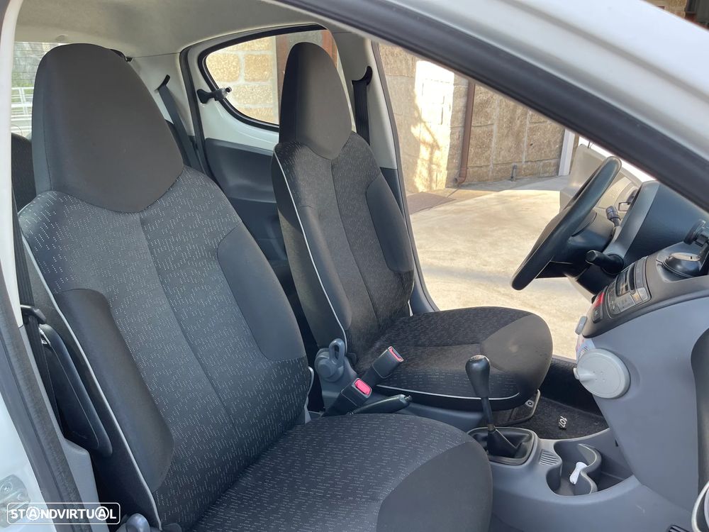 Peugeot 107 - 21