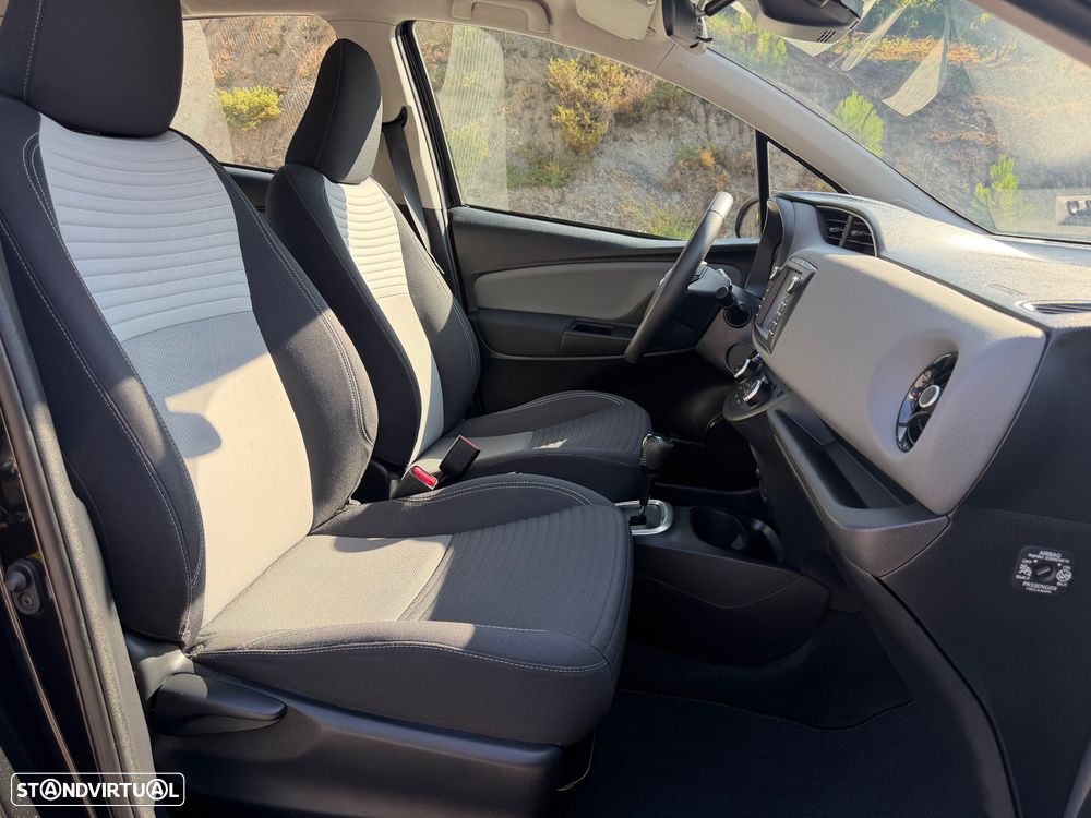 Toyota Yaris 1.5 HSD Comfort+P.Style - 39