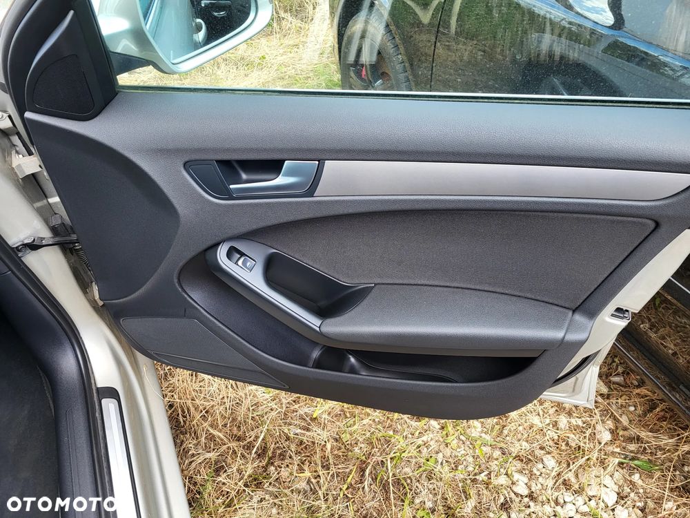 Audi A4 Limousine 1.8 TFSI Attraction - 22