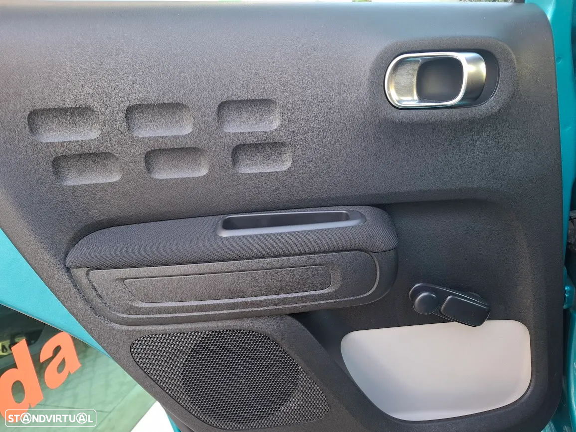 Citroën C3 1.2 PureTech Shine EAT6 - 31
