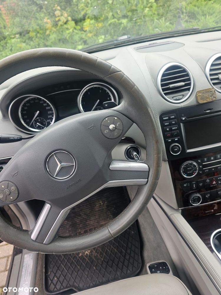 Mercedes-Benz GL 450 CDI - 3