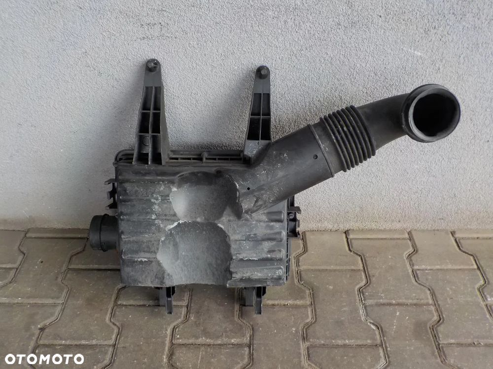 SPRINTER 906 LIFT OBUDOWA FILTRA POWIETRZA - 4