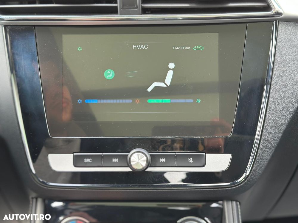 MG ZS EV Luxury - 39