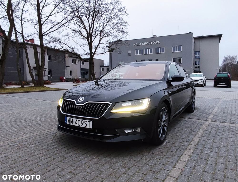 Skoda Superb 2.0 TDI L&K DSG - 6