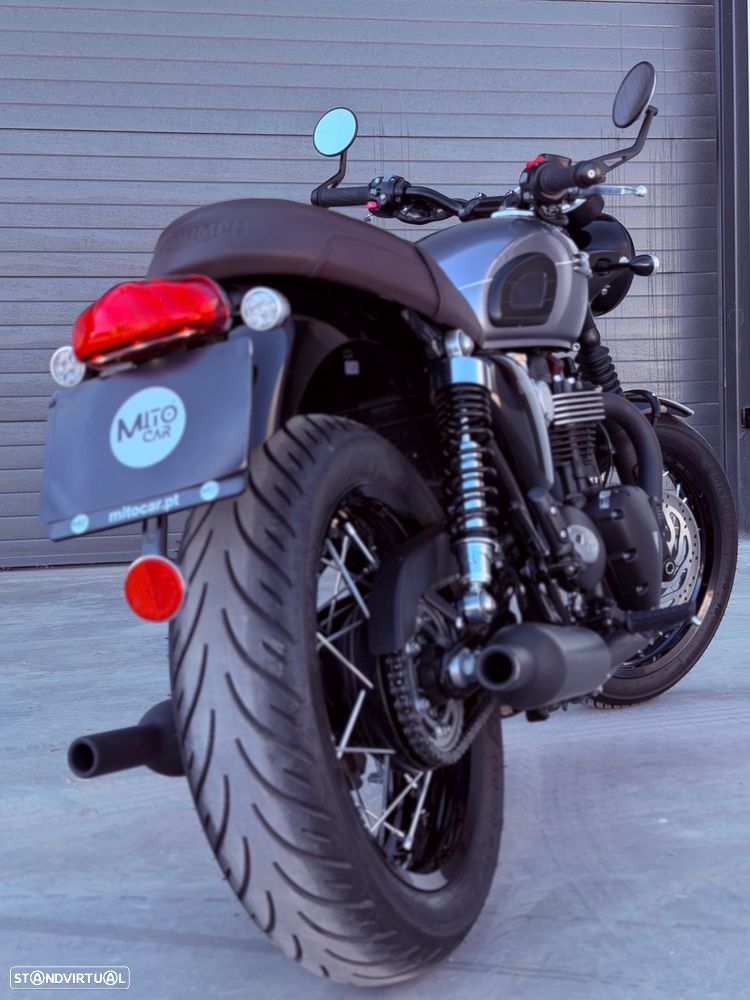 Triumph Bonneville t120 Black - 17