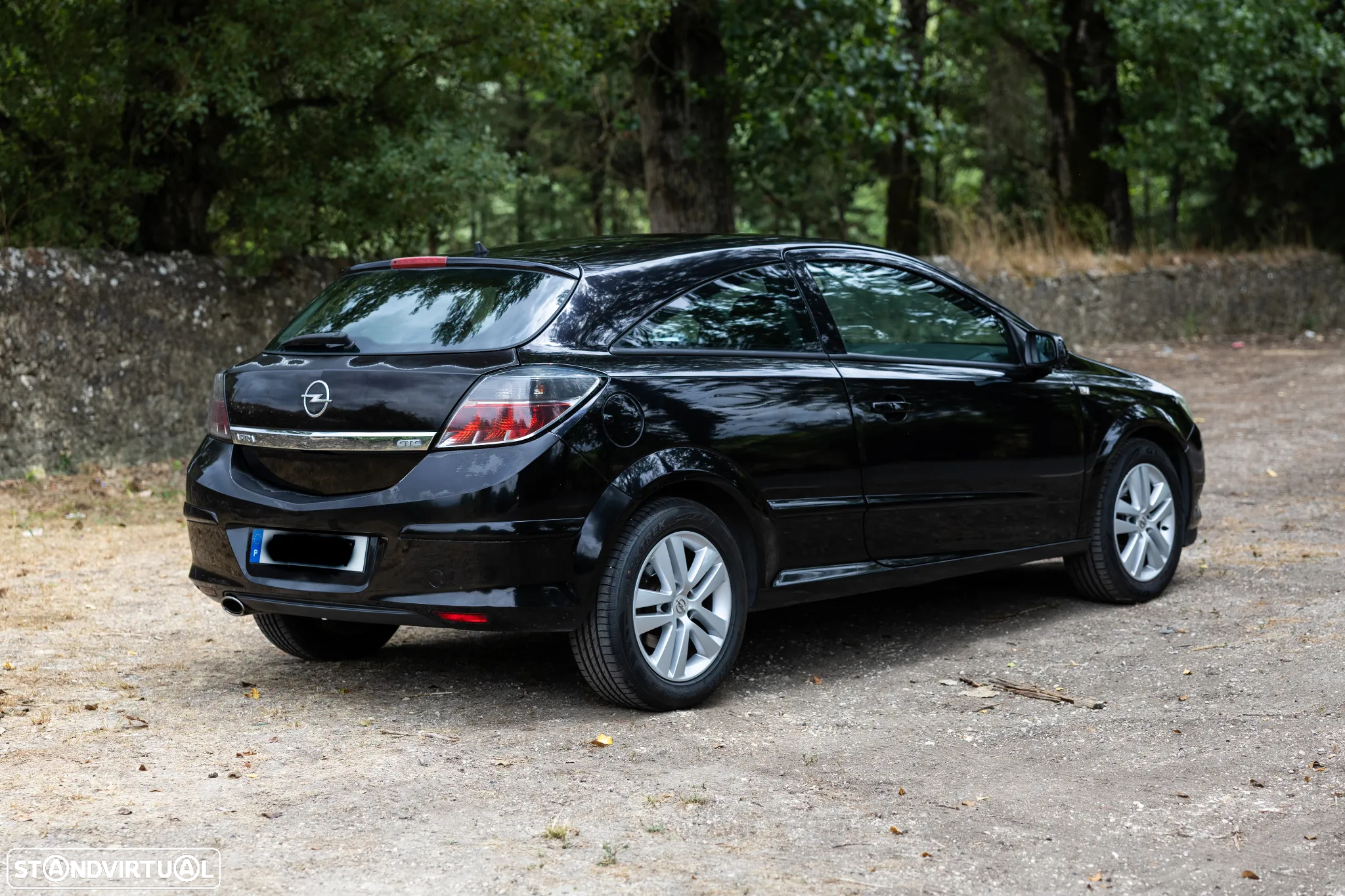 Opel Astra GTC 1.7 CDTi - 4