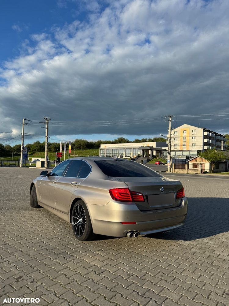 BMW Seria 5 520d EfficientDynamics Edition - 15