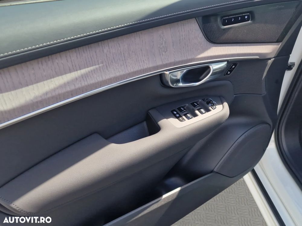 Volvo XC 90 - 13