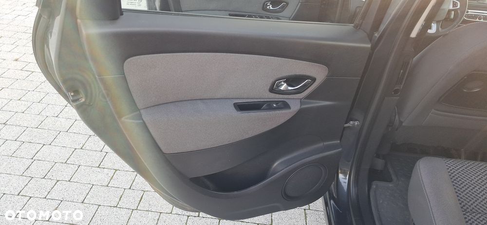 Renault Scenic - 21