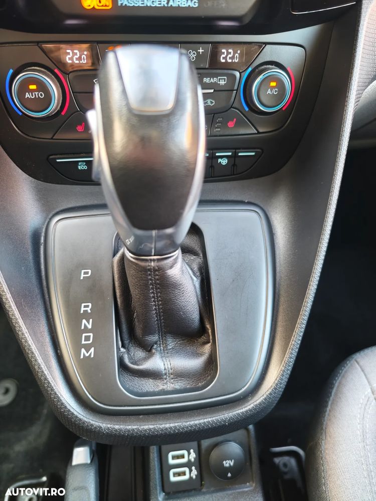 Ford Tourneo Connect 1.5 EcoBlue Aut. Start-Stop Titanium - 24