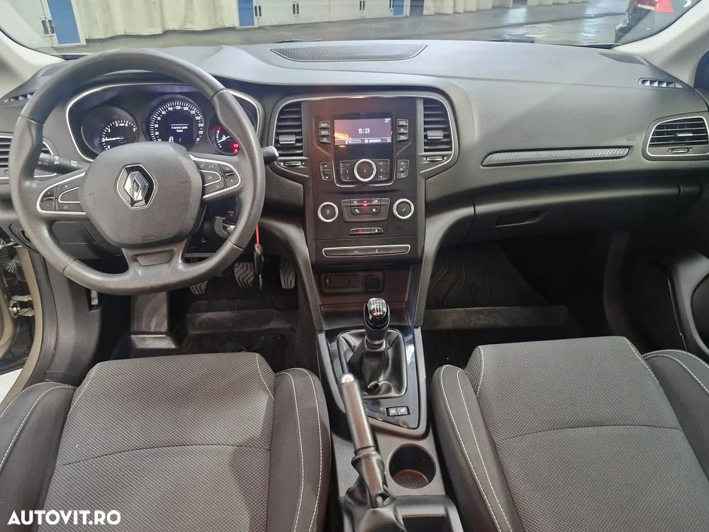 Renault Megane TCe GPF Life - 3