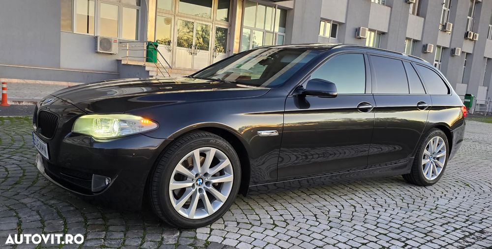 BMW Seria 5 520d - 5