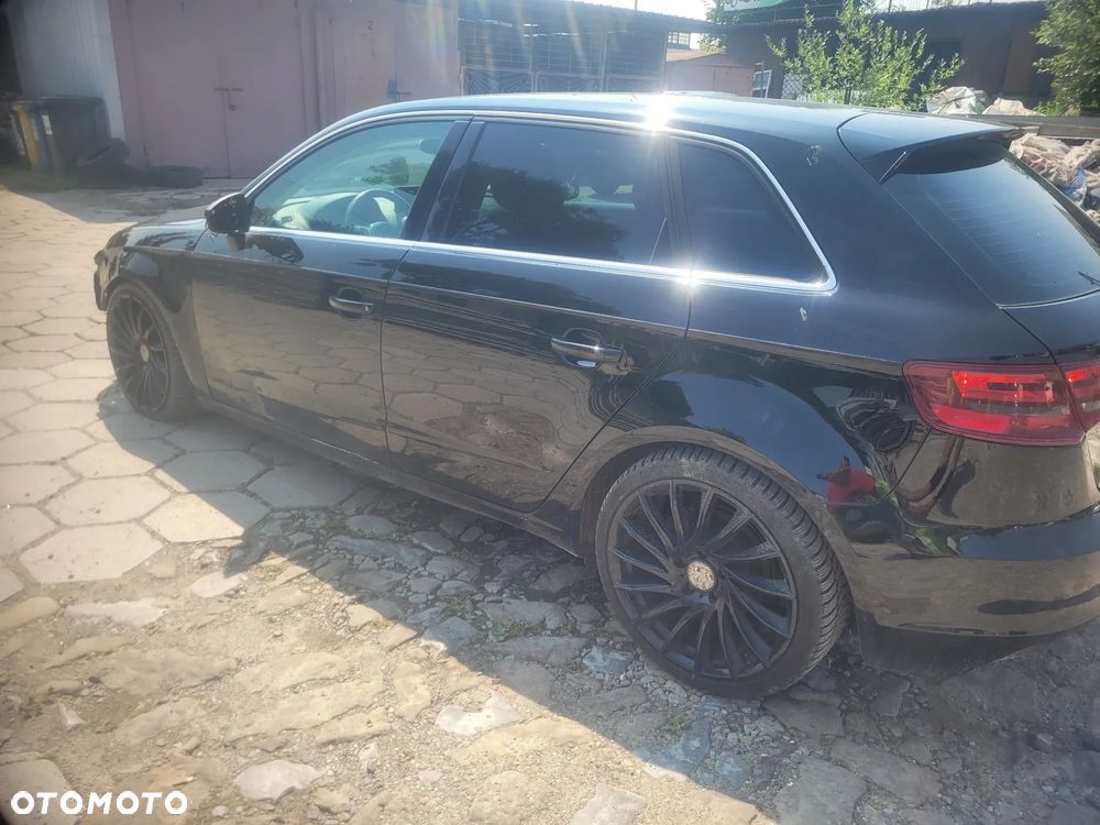 Audi A3 Sportback 1.6 TDI DPF Ambition - 21