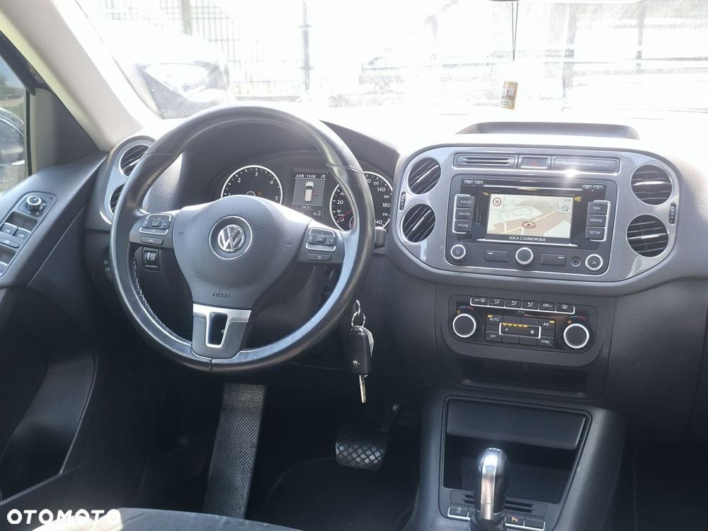 Volkswagen Tiguan - 13