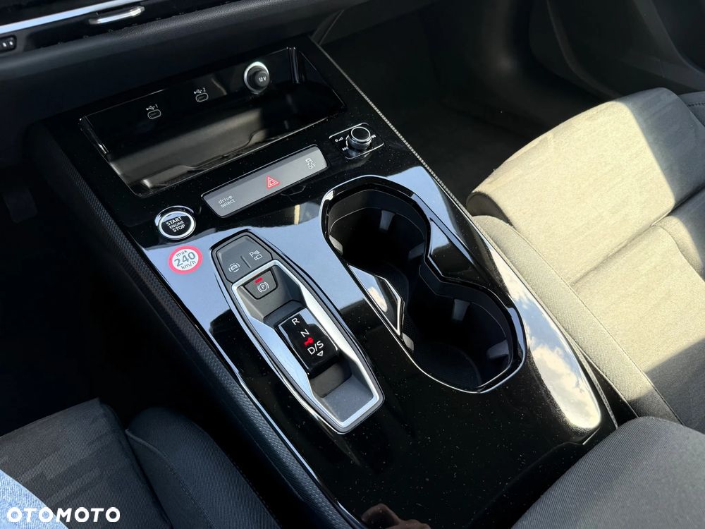 Audi A5 Avant TDI mHEV S tronic - 16