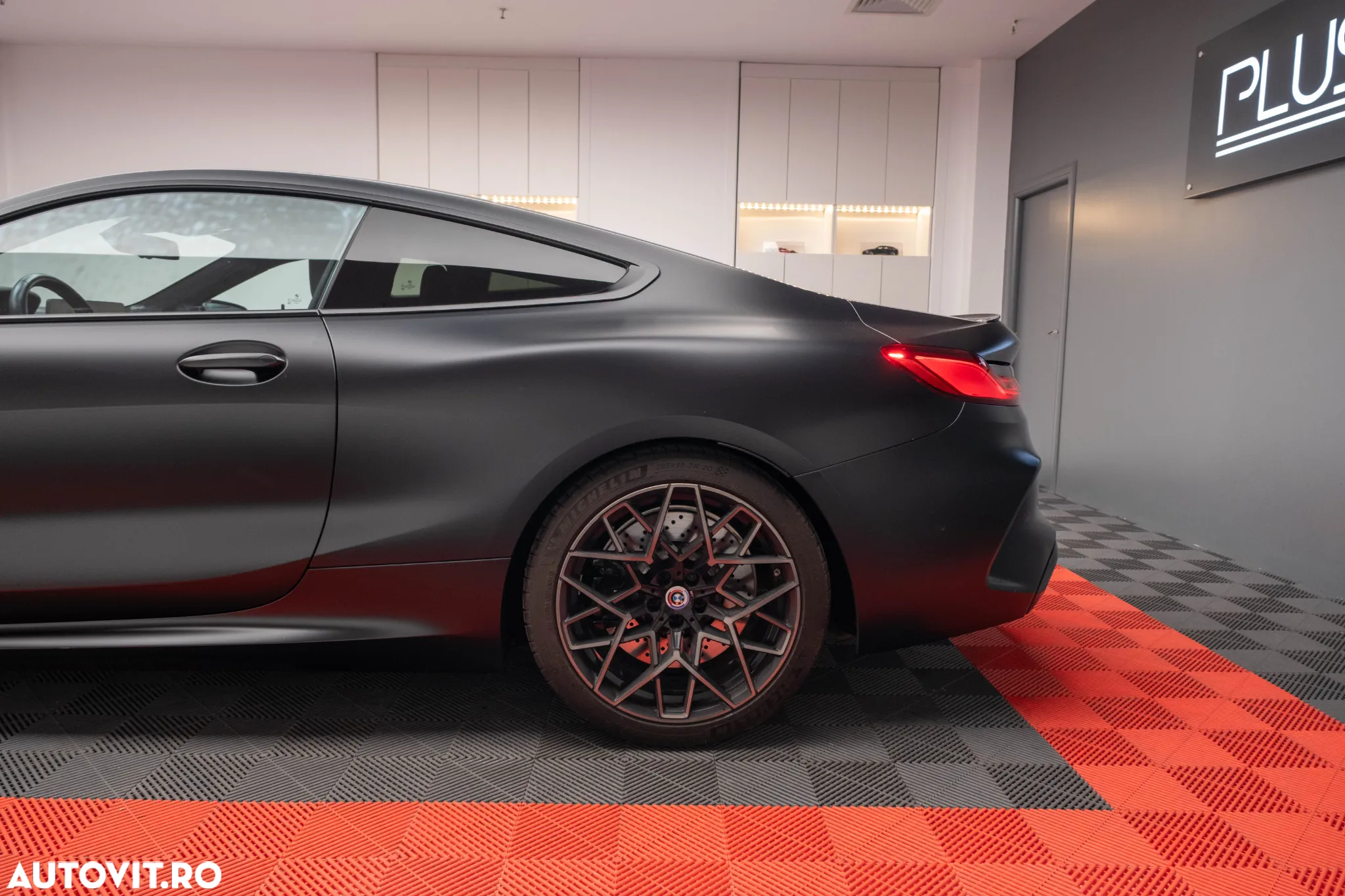 BMW M8 AT - 9