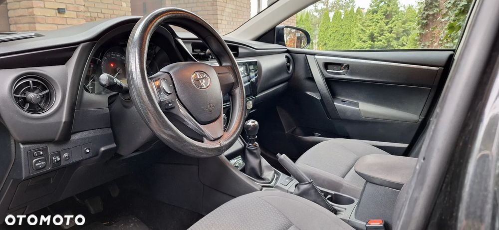 Toyota Corolla 1.6 Active EU6 - 9