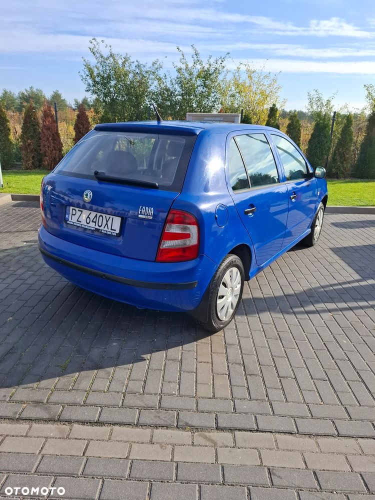 Skoda Fabia 2005 photo 3