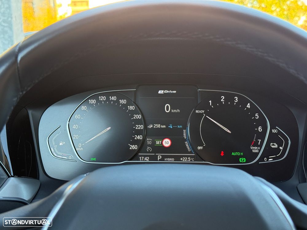 BMW 330 e Corporate Edition Auto - 36